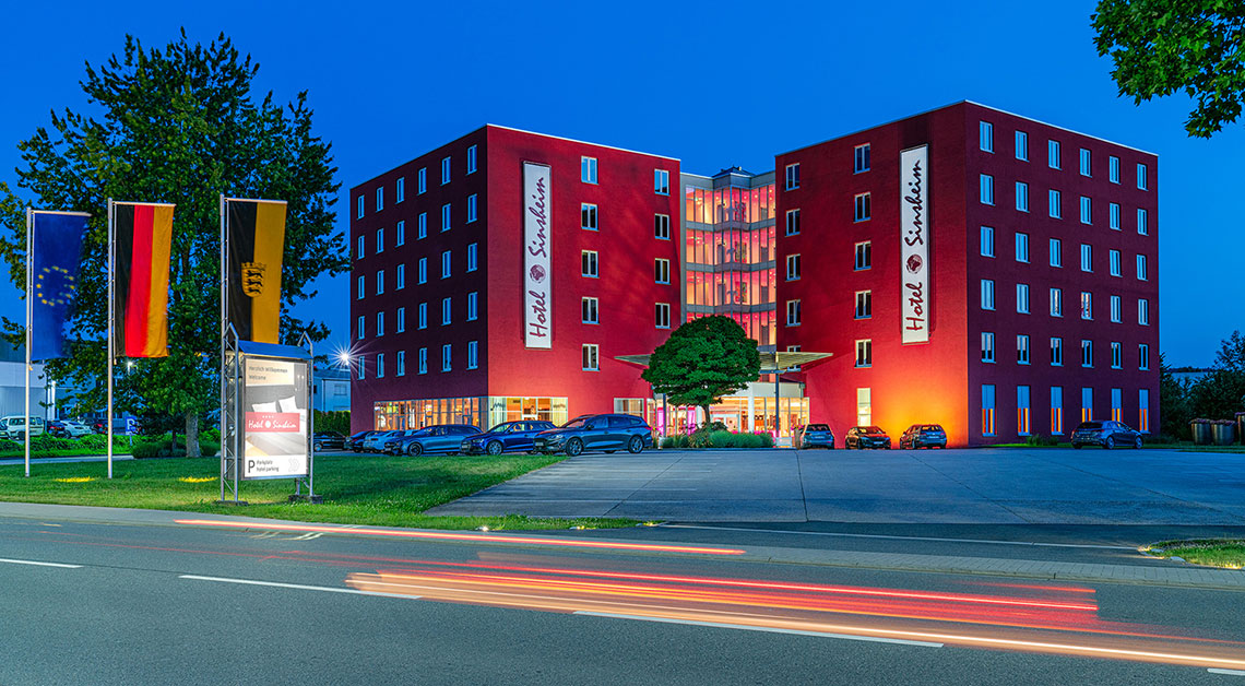 Headerbild Hotel Sinsheim - Hoteldirektor (m/w/d) für die Hotelbetriebe der Technik Museen Sinsheim und Speyer - 7759058